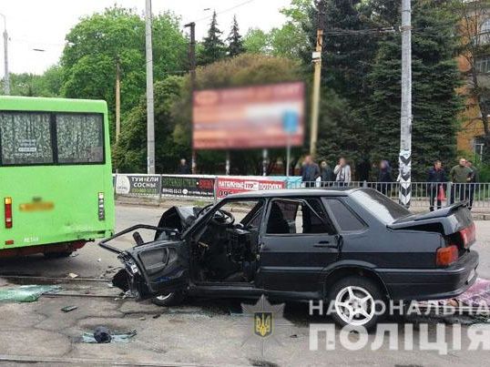 В результате ДТП в Краматорске погиб один человек, еще два пострадали