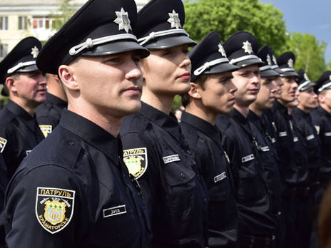 В Украине со 2 мая будут штрафовать за незаконное использование символики Нацполиции