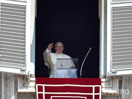 Папа Римский призвал к полному запрету ядерного оружия