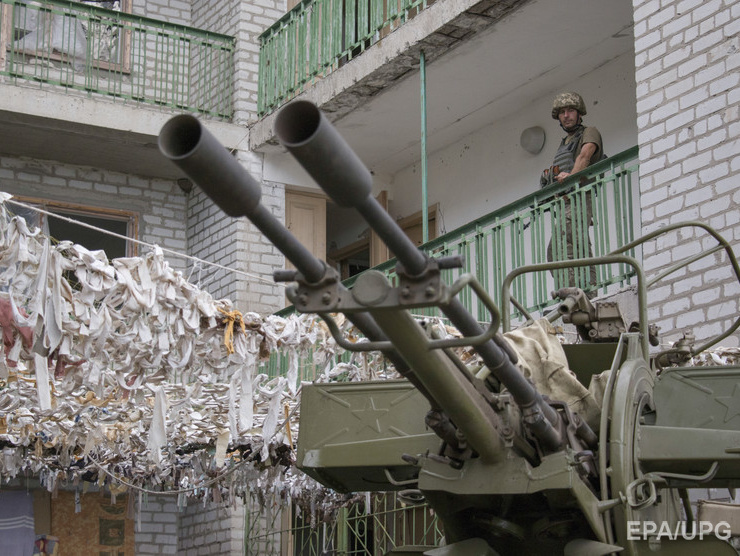Пресс-центр АТО: За минувшие сутки боевики 127 раз обстреляли позиции украинских военных