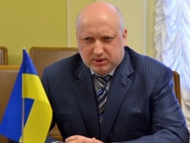Турчинов: Боевики концентрируют силы для прорыва украинской обороны