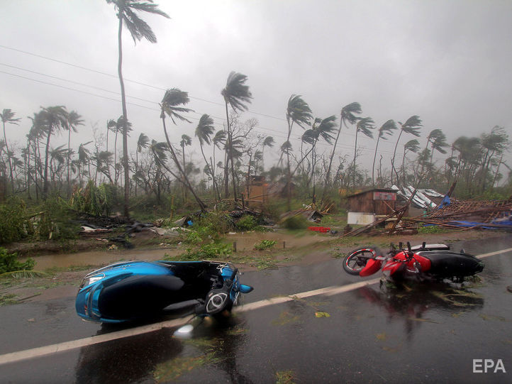 В Индии эвакуировали более 1 млн человек из-за угрозы циклона "Фани"