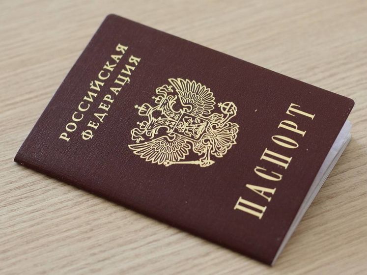 Жители оккупированного Донбасса перед получением российского паспорта оказываются на "военном учете" боевиков – СМИ
