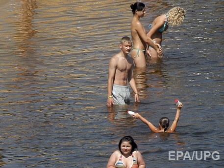 Синоптики: В ближайшие дни жара не отступит