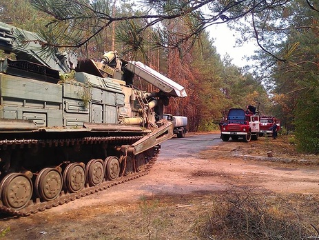 Госслужба по ЧС: В зоне отчуждения в Чернобыле продолжается тушение пожара