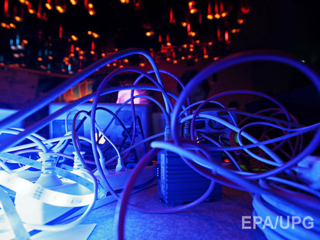 Минюст США обвиняет четырех украинских хакеров в незаконном обогащении