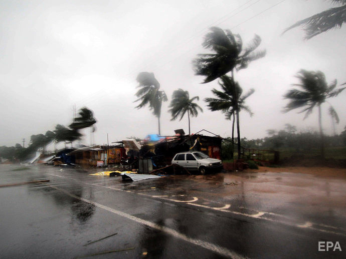 В результате циклона "Фани" в Индии погибло не менее 16 человек
