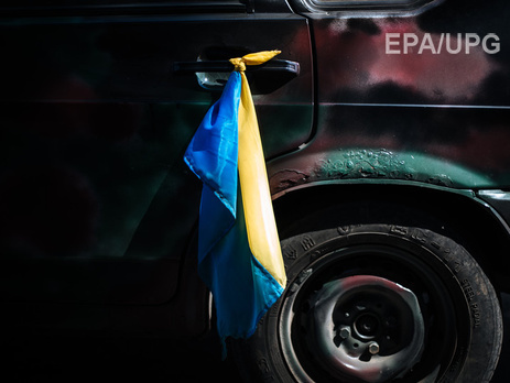 МВД: Под Волновахой перевернулся автомобиль с украинскими военными, погиб один человек, двое травмированы