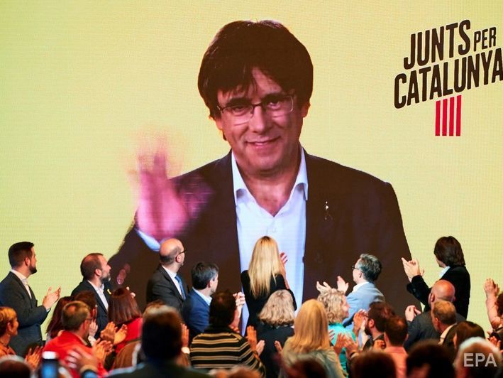 ﻿Верховний суд Іспанії дозволив екс-лідеру Каталонії Пучдемону брати участь у виборах у Європарламент
