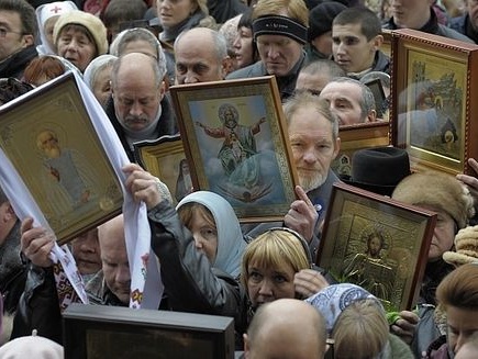 Соцопрос: Большинство россиян ставят чувства верующих превыше свободы слова