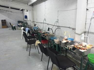 В бывшем колхозе под Киевом правоохранители ликвидировали цех по обработке янтаря