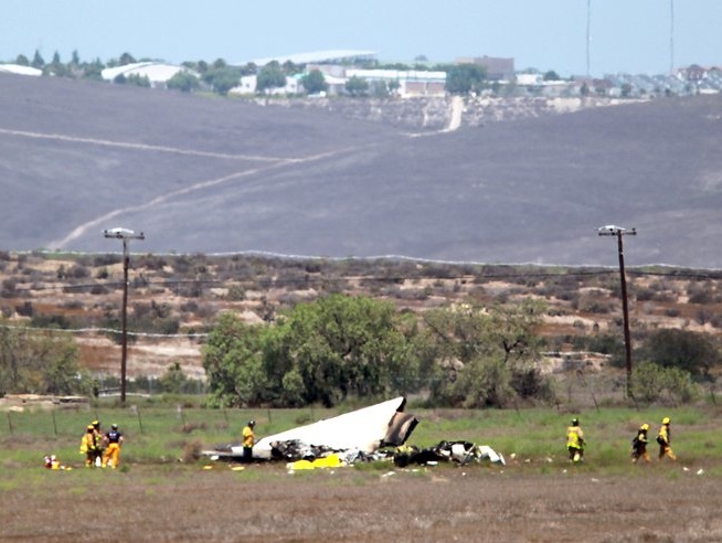 В США из-за столкновения двух самолетов погибли пять человек