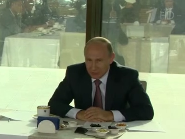 Путин: Я считаю, что русские и украинцы – это вообще один народ, разницы мы не делаем. Видео