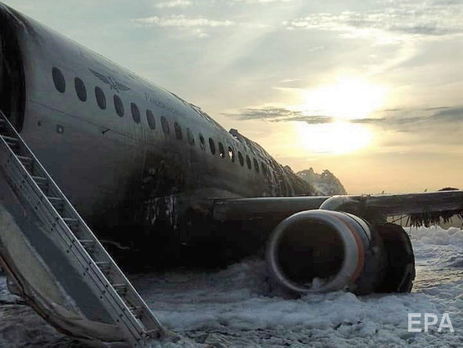 Авиакатастрофа в Шереметьево. Следком РФ считает ошибками пилотов открытие окна и невыключенные двигатели после посадки – СМИ