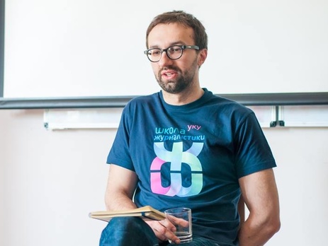 Лещенко: Ахметов перестал бояться выезжать из Украины и проводит лето на Сардинии