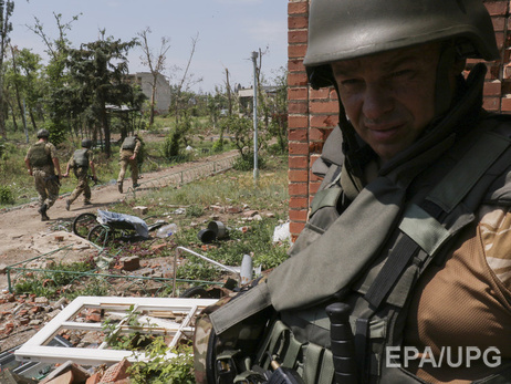 Пресс-центр АТО: Наиболее напряженная ситуация в окрестностях Донецка