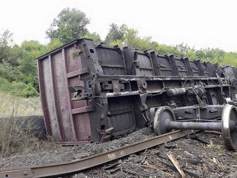 Подрыв поезда в Луганской области устроили боевики 