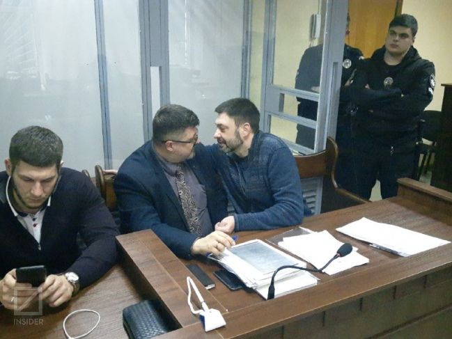 ﻿Прокуратура України обвинувачує Вишинського в публікації серії антиукраїнських статей на замовлення РФ