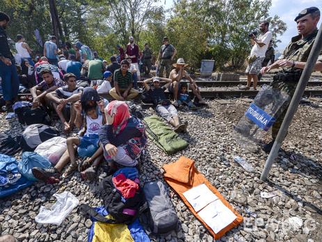 Македония объявила режим чрезвычайной ситуации в пограничных районах из-за наплыва беженцев