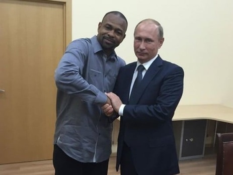 Антон Геращенко: В базу данных нарушителей границы Украины внесен посетивший Крым американский боксер Левеста