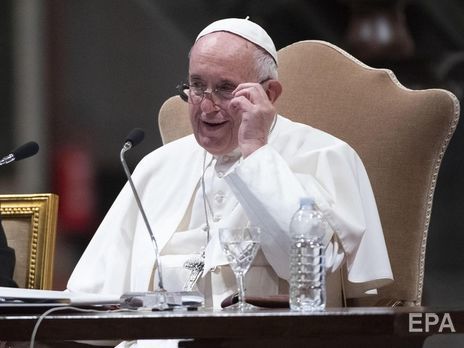 ﻿Папа римський зобов'язав священнослужителів повідомляти про випадки сексуальних домагань