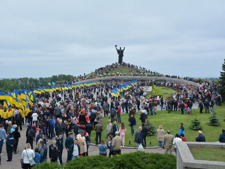 ﻿Опозиційний блок провів 9 травня урочисті акції по всій Україні