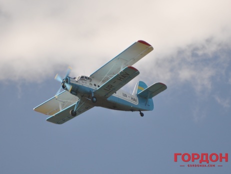 На аэродроме под Харьковом проходит масштабное авиашоу. Фоторепортаж