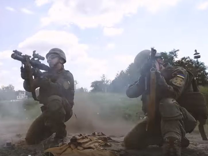 Нацгвардия Украины продемонстрировала стрельбу из американского гранатомета PSRL-1. Видео