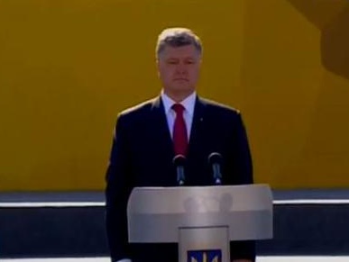 Порошенко: Результатом умелых действий военных стал провал наступления врага в Марьинке и Старогнатовке