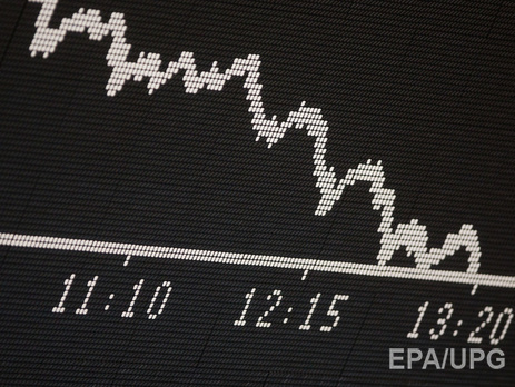 Нефть Brent продолжает дешеветь рекордными темпами