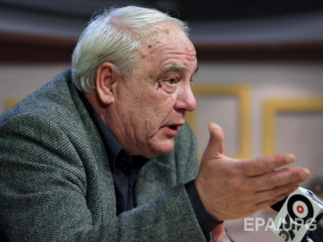 Российский диссидент Буковский подал в суд на британскую прокуратуру