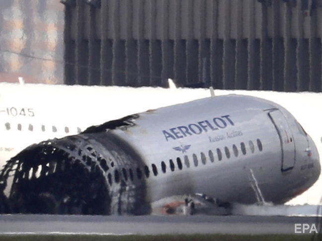 ﻿Пасажири Sukhoi Superjet 100 загинули у Москві не через спроби врятувати особисті речі – ЗМІ