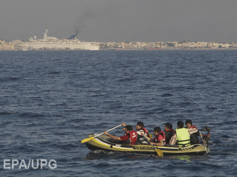 В Средиземном море погибли около 50 мигрантов