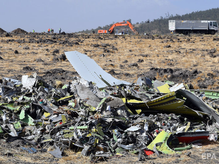 ﻿Сім'ям загиблих у катастрофах Boeing 737 MAX можуть виплатити понад мільярд доларів – Bloomberg