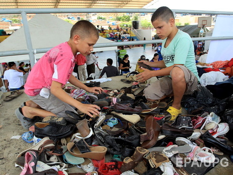 Венесуэла и Колумбия отозвали послов вследствие роста напряженности