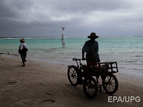 Жертвами шторма 