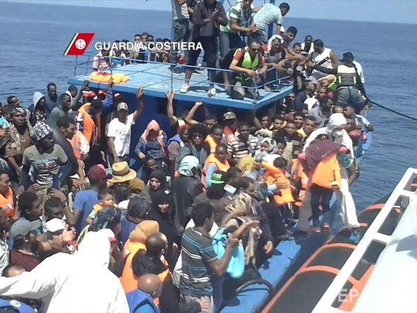 ООН: С начала года Средиземное море пересекли более 300 тыс. мигрантов и беженцев