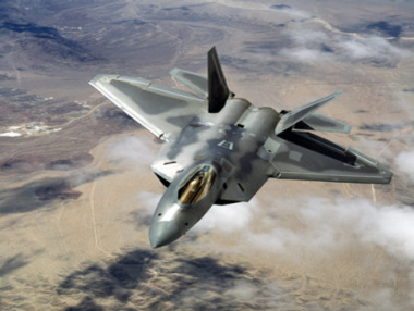 США перебросили в Европу четыре истребителя F-22