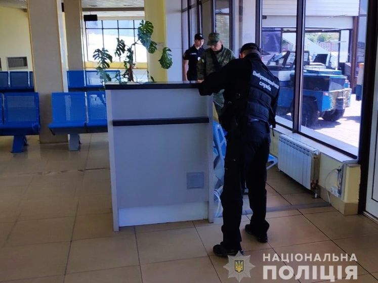 ﻿Поліція перевіряє інформацію про замінування 12 об'єктів в Одесі та області