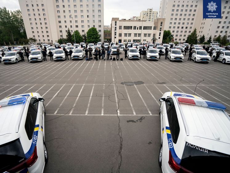 Патрульная полиция получила 83 гибридных автомобиля Mitsubishi нового поколения