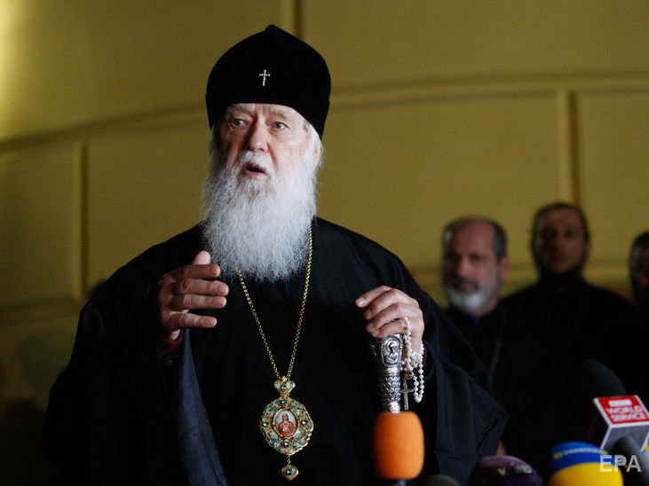 По приглашению Филарета во Владимирский собор приехали четыре епископа из более чем 60
