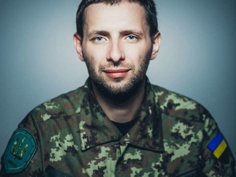 Мосийчук: Нардеп Парасюк ударил по лицу депутата от Блока Порошенко Курячего