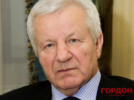 Мороз: Пройдет 10 лет, на вокзале встретятся два инвалида-колясочника. Один был за 