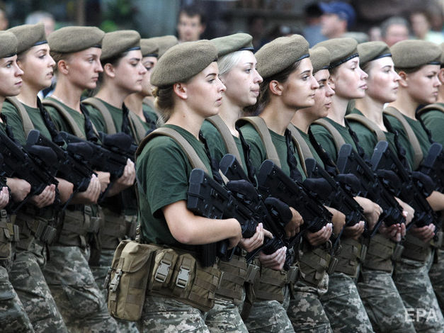 Кабмин Украины разрешил набор девушек в военные лицеи