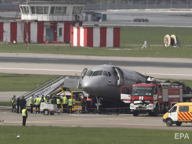 Перед приземлением в Шереметьево пилоты опасно разогнали Sukhoi Superjet и перевели его в режим пикирования &ndash; СМИ