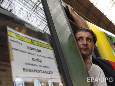 Чешская полиция обещает, что больше не будет писать номера на мигрантах