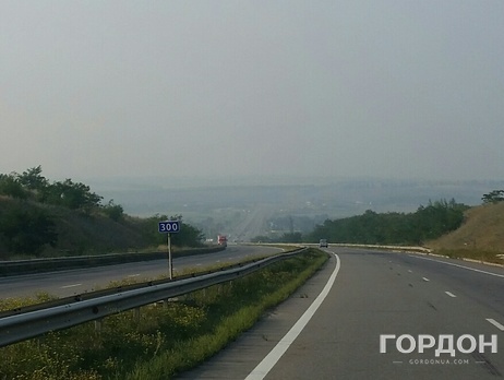 Смог от лесного пожара под Киевом распространился на 300 км в сторону Одессы. Фоторепортаж
