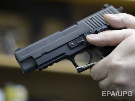 Петиция о свободном владении оружием в Украине первой собрала 25 тыс. подписей на сайте президента