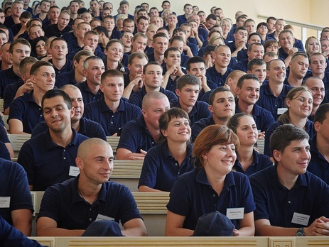 Аваков: Среди всех городов Украины в Харькове будет наивысший процент патрульных с базовым высшим образованием – 83%