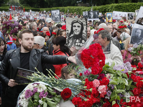 Большинство украинцев не поддерживает перенос празднования Дня победы над нацизмом во Второй мировой войне на 8 мая – опрос